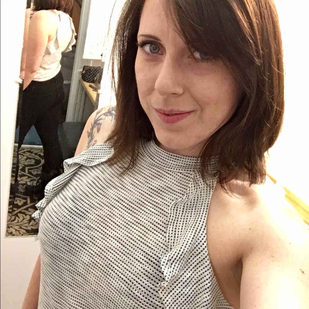 Meet your Posher, Sandy